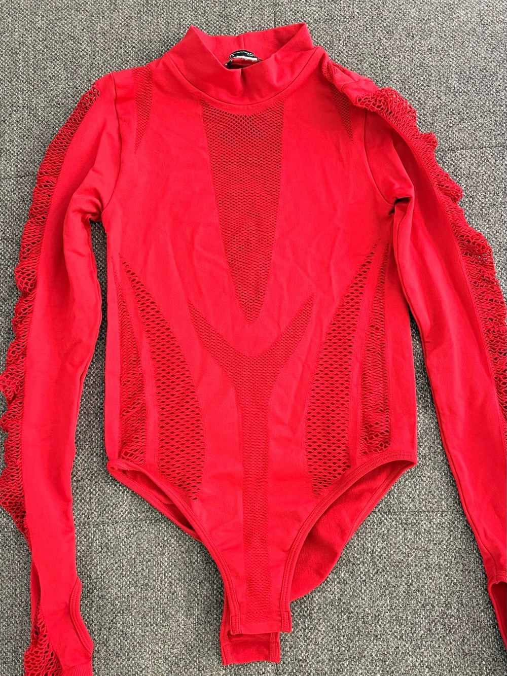 Body rouge mesh détaillé